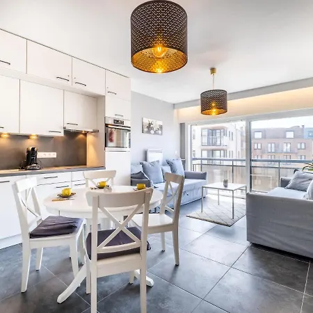 Sunny For Four In Appartement *